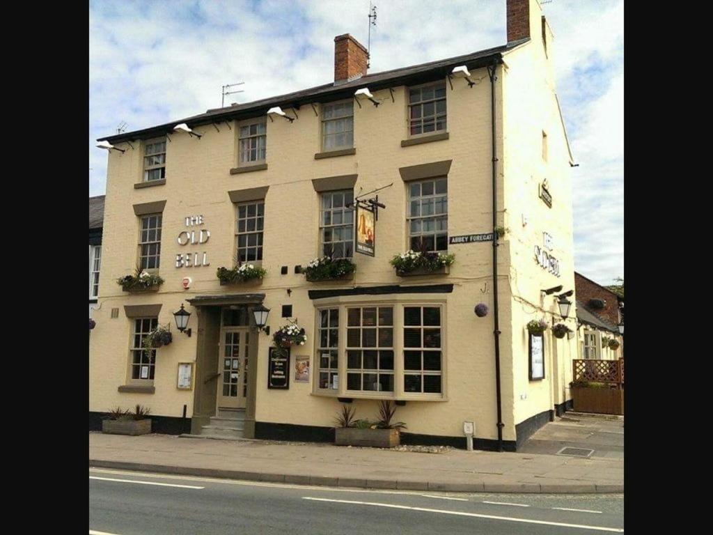 The Old Bell Bed and Breakfast Shrewsbury Exteriör bild