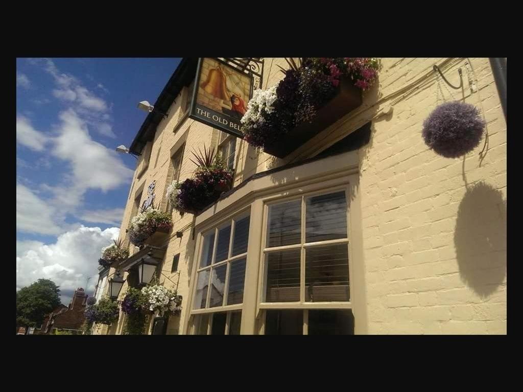 The Old Bell Bed and Breakfast Shrewsbury Exteriör bild